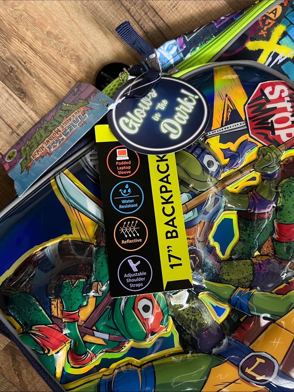 New Teenage Ninja Turtles boys 17” 3D glow in the dark backpack green - Picture 6 of 6
